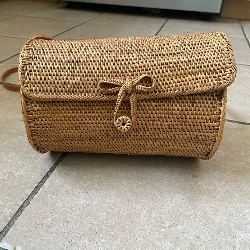 Crossbody bamboo bag